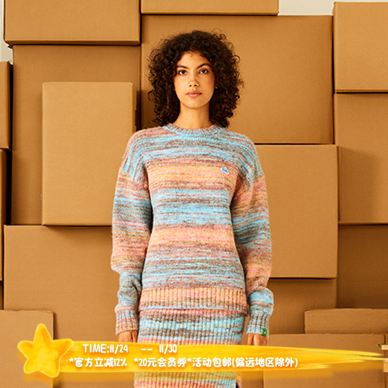 小兔子绣章渐变套头毛衣