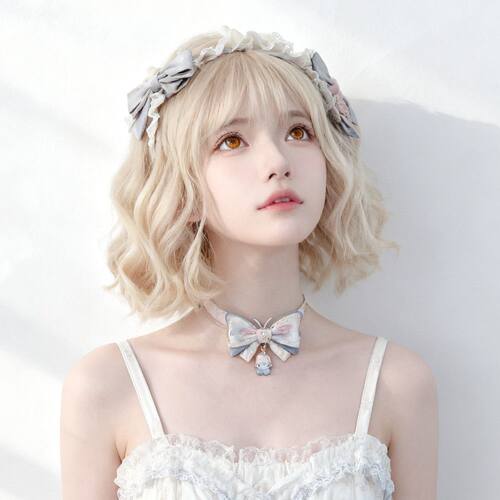 浅金色lolita软妹假发女短Bobo网红玉米烫大波浪COS羊毛卷全头套