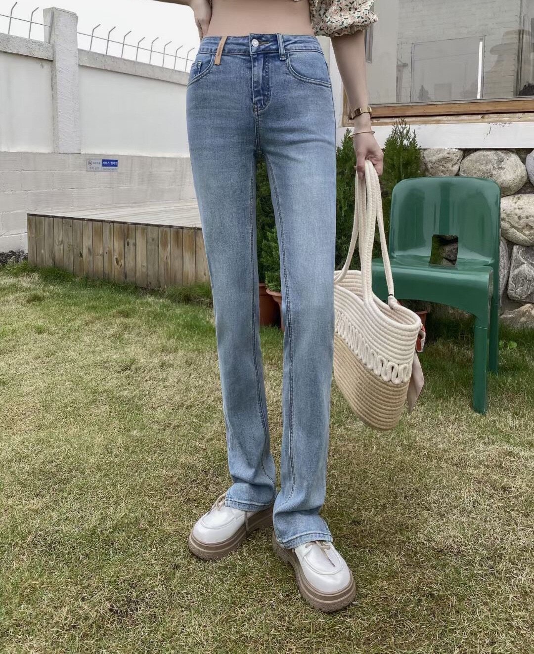 百搭牛仔裤春夏筷子裤潮流现货美