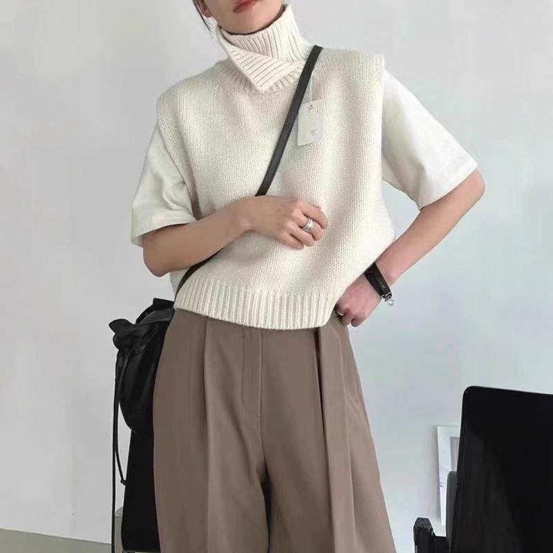 设计感针织翻领背心女新款秋冬宽松洋气显瘦套头毛衣马甲坎肩外搭