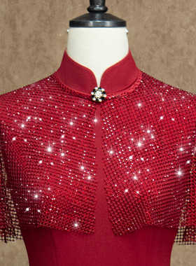 冠珠披肩-（隆佳秀走秀旗袍111220）