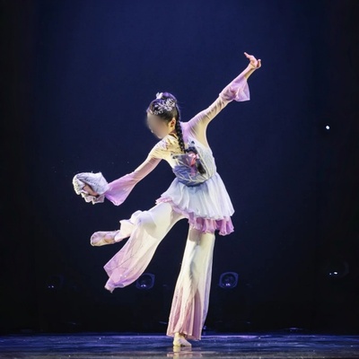 《一隅晴雪》同款舞蹈服专业定制