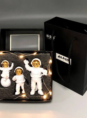 Creative furnishing articles desktop astronauts astronauts