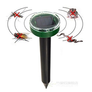 Solar Power ltrasonic Pest Repeller Chaser Gopher Mole Snake