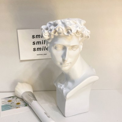 Nordic ins wind restoring ancient ways is David statue