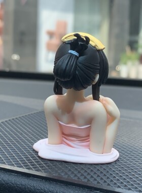 Shake bosom sister creative car furnishing articles