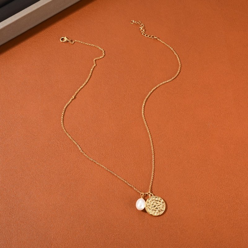 圆牌珍珠吊坠项链颈链轻奢小众男女高级设计感小众简约百搭锁骨链