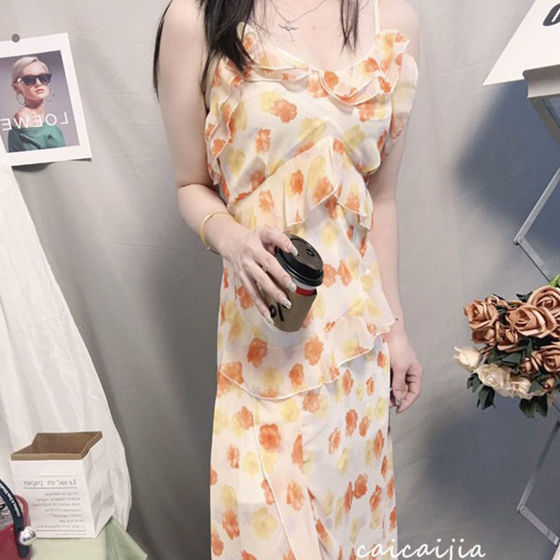 法式性感开叉V领碎花连衣裙女夏季新款高腰雪纺荷叶边吊带中长裙