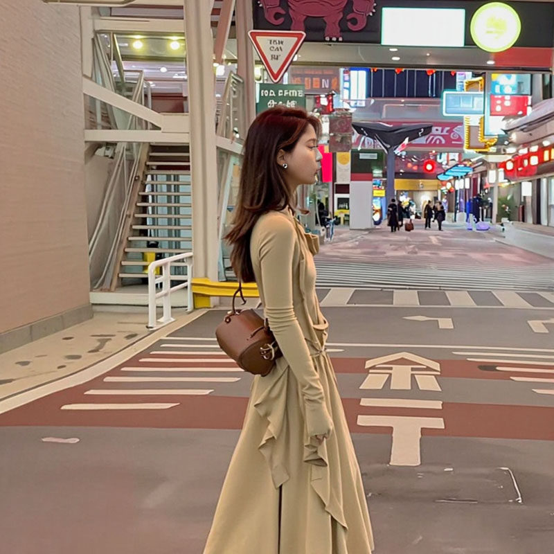 法式长袖黑色连衣裙子女2025新款秋季穿搭小个子修身显瘦长裙套装