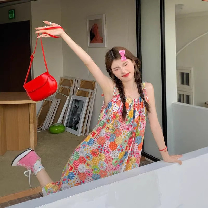 夏季好看甜美碎花拼接吊带连衣裙