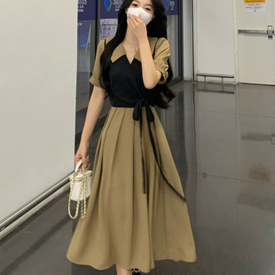 大码女装短袖马甲假两件娃娃领连衣裙夏季系带收腰气质拼接中长裙