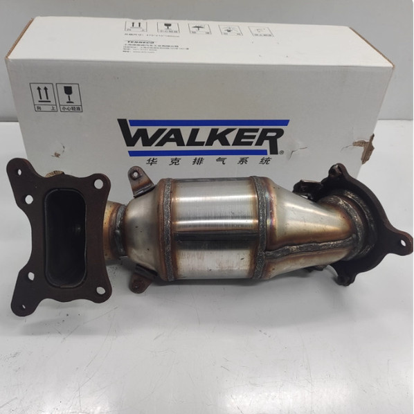 适用于奥迪A6L A4L Q5 Q3 Q7 途锐三元催化器 前节消音器总成