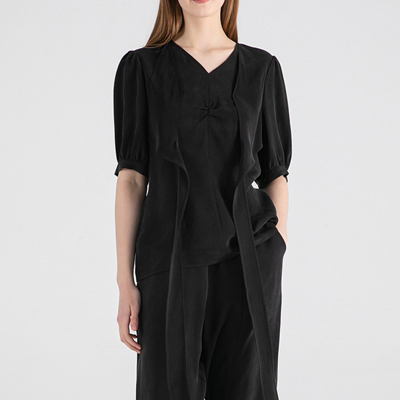 炭黑色30姆米重磅桑蚕丝V字领灯笼短袖立体活页装饰真丝T恤衫