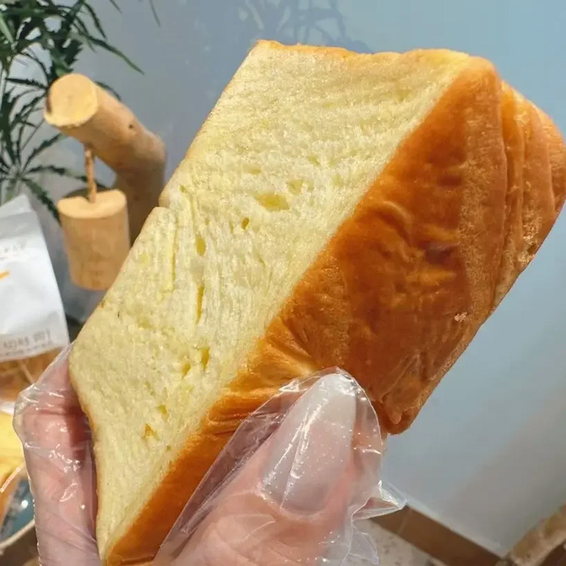 阿泊町手工厚切吐司牛奶味