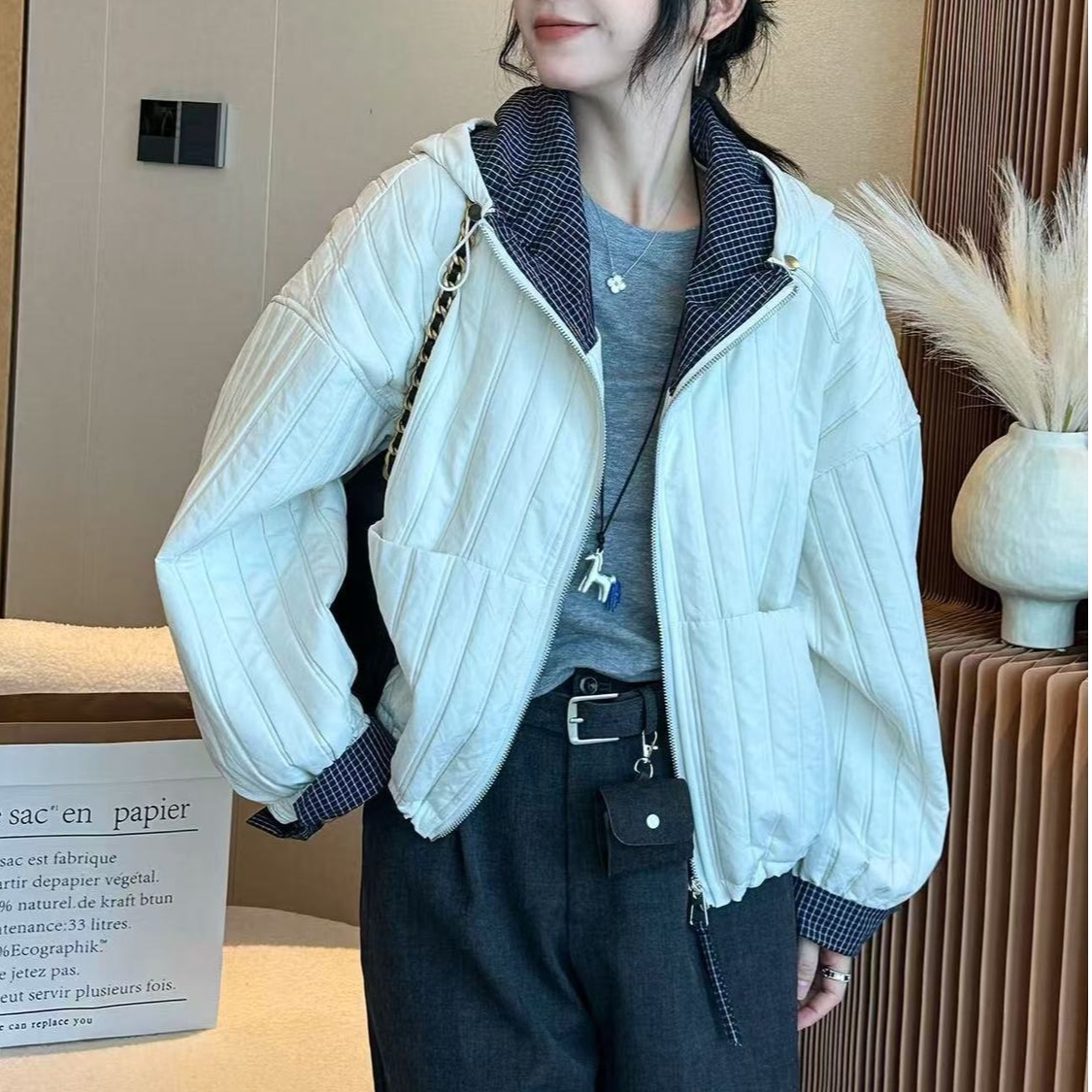 秋冬连帽加厚夹克短外套女2025秋季流行时尚减龄休闲压格夹棉上衣