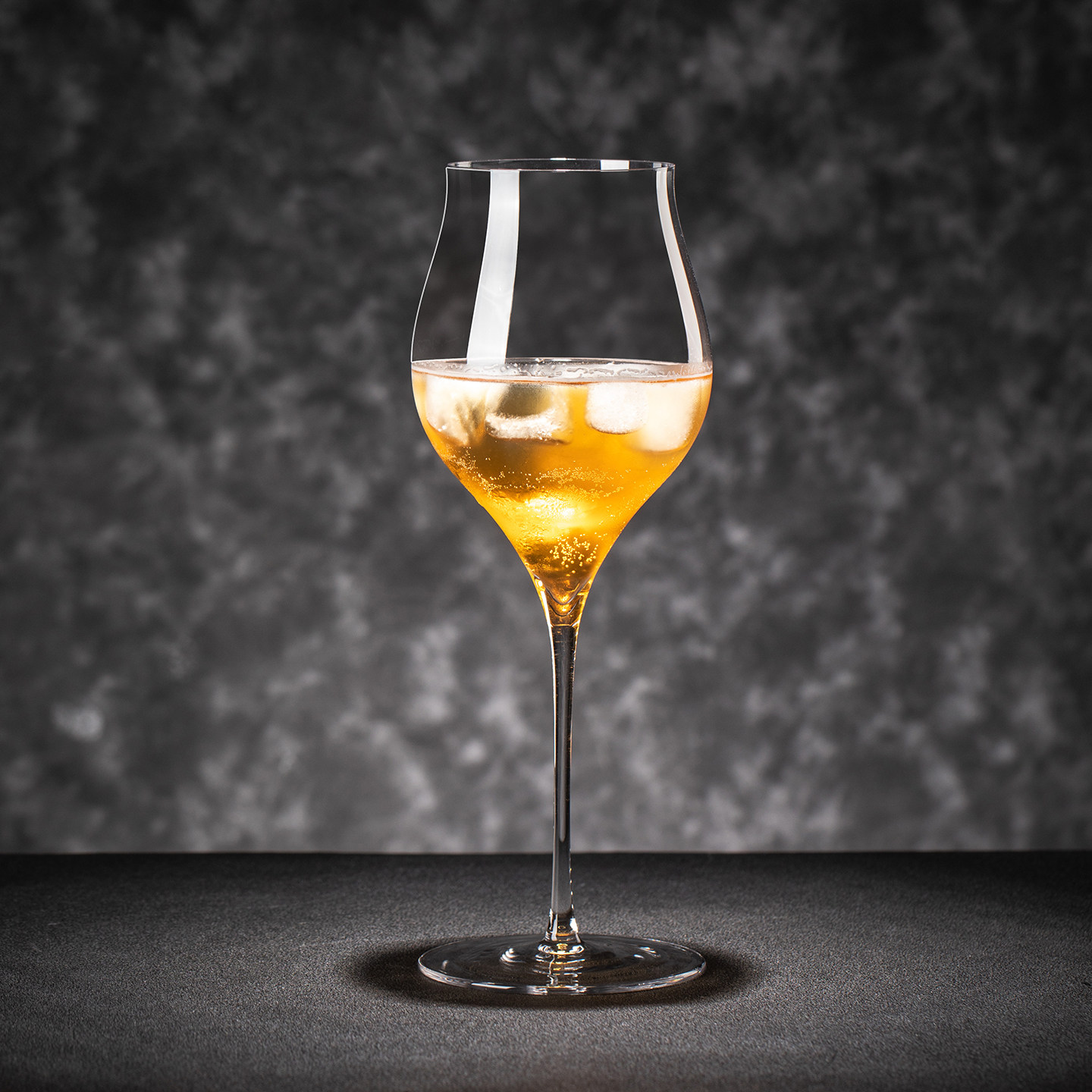 轻奢高档红白葡萄酒杯餐厅气泡香槟甜酒红酒杯高脚水晶鸡尾酒杯子,餐饮具,葡萄酒/红酒杯,淘宝优惠券,粉丝福利购,淘宝优惠卷