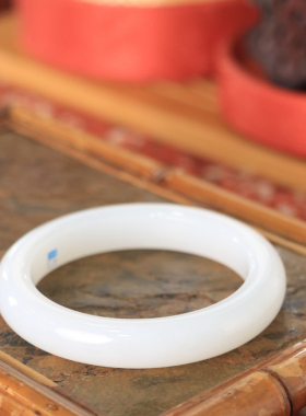 天然新疆和田玉羊脂级白玉55.6圈口手镯大气典雅古风男女手饰收藏