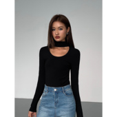 ousph 外穿上衣 女秋秋露锁骨长袖 黑色小众挂脖U领修身 显瘦针织衫