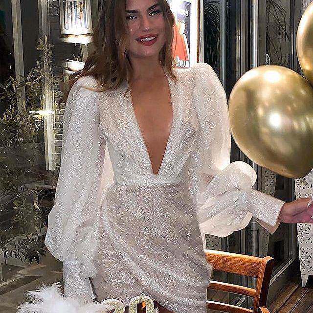 Women's sexy sparkly V-neck dress hip-hugging evening dress