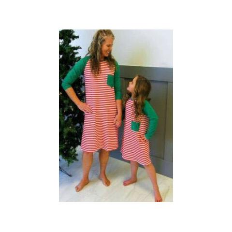 Christmas long-sleeved striped contrast color round neck