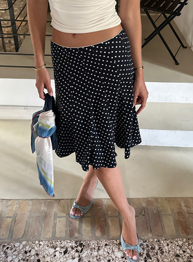 White polka dot low-waist fishtail dress白色波点低腰鱼尾裙夏