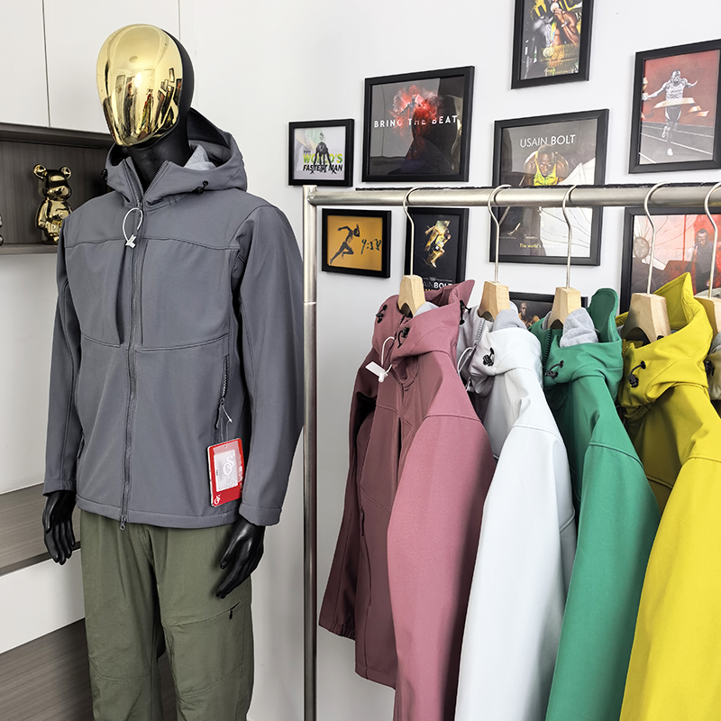 软壳冲锋衣男款2025春秋季