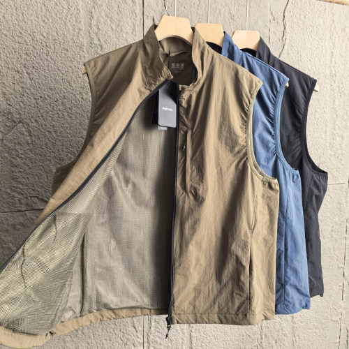 U家户外机能防风背心马甲