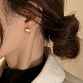 复古哑光拉丝耳钉轻奢小众设计2026新款 爆款 高级感耳环女气质耳饰