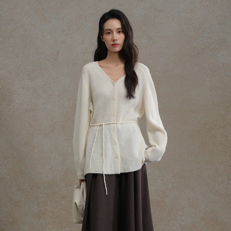 AIRIQI商场同款25冬新款镂空设计V领系带全羊毛针织开衫AH