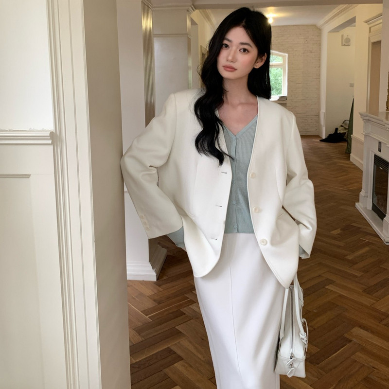 AIRIQI春季新款松弛感轻熟风简约廓形无领叠穿西装外套AH51