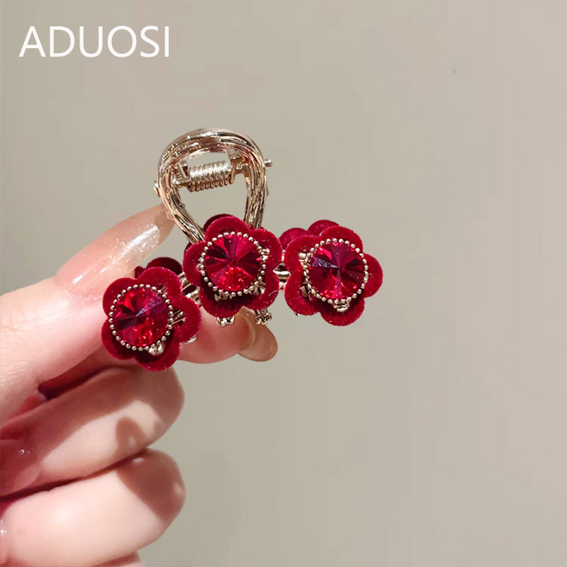 新款红色水晶植绒花朵发夹女高级感抓夹小号鲨鱼夹后脑勺半扎发卡,饰品/流行首饰/时尚饰品新,发饰,淘宝优惠券,粉丝福利购,淘宝优惠卷