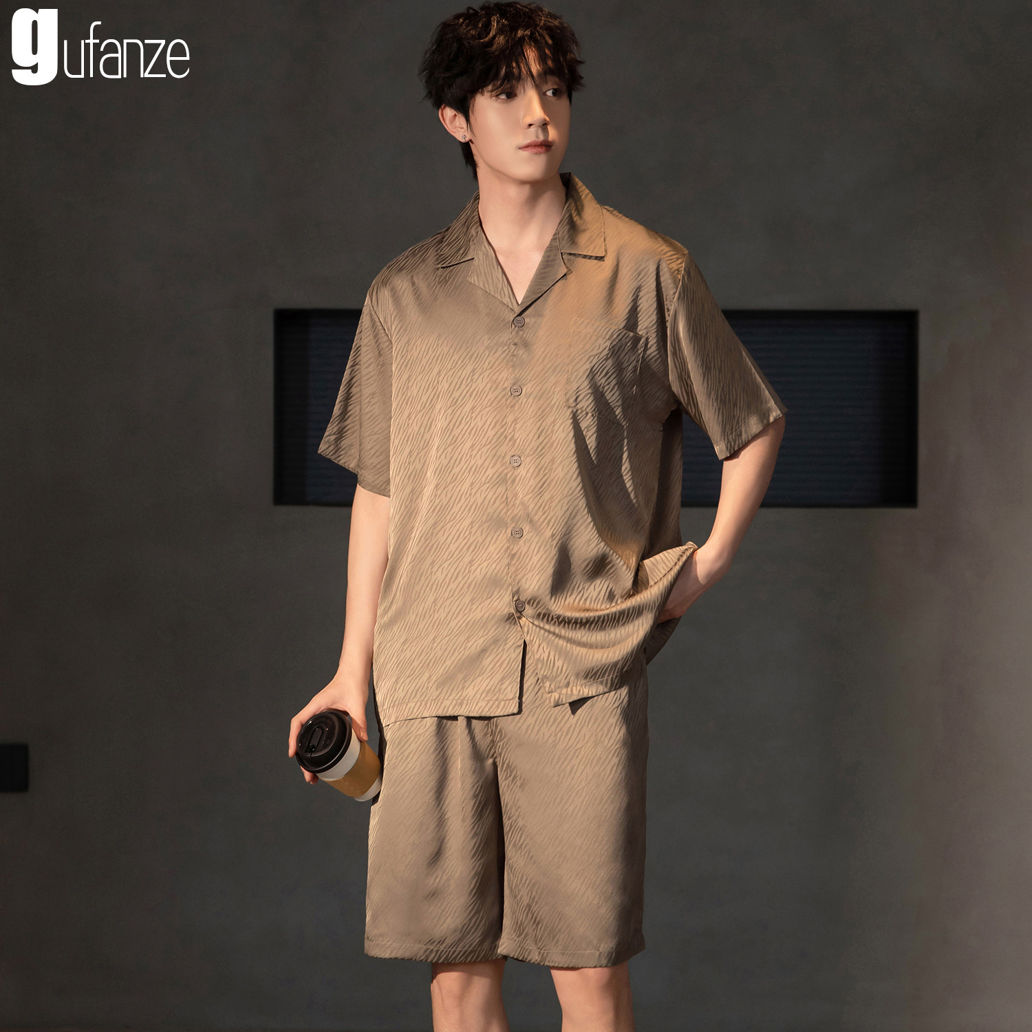 睡衣男夏季夏天薄款冰丝短袖青少年可外穿男士2026新款家居服套装