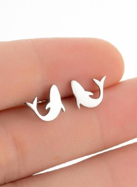S925 new marine animal Earrings girls exquisite lovely dolph