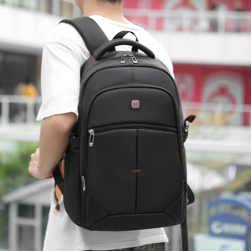 双肩包户外旅行包男士大容量学生