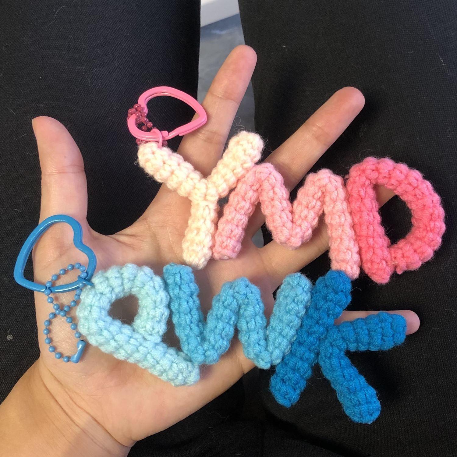 字母名字钩针钥匙挂件手工毛线diy编织亲手定制送男女朋友闺蜜款