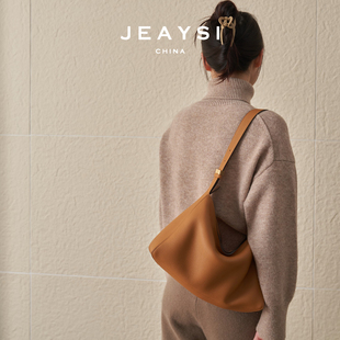 嘉也JEAYSI25新款极简主义百搭松弛感包包单肩斜挎HOBO女包