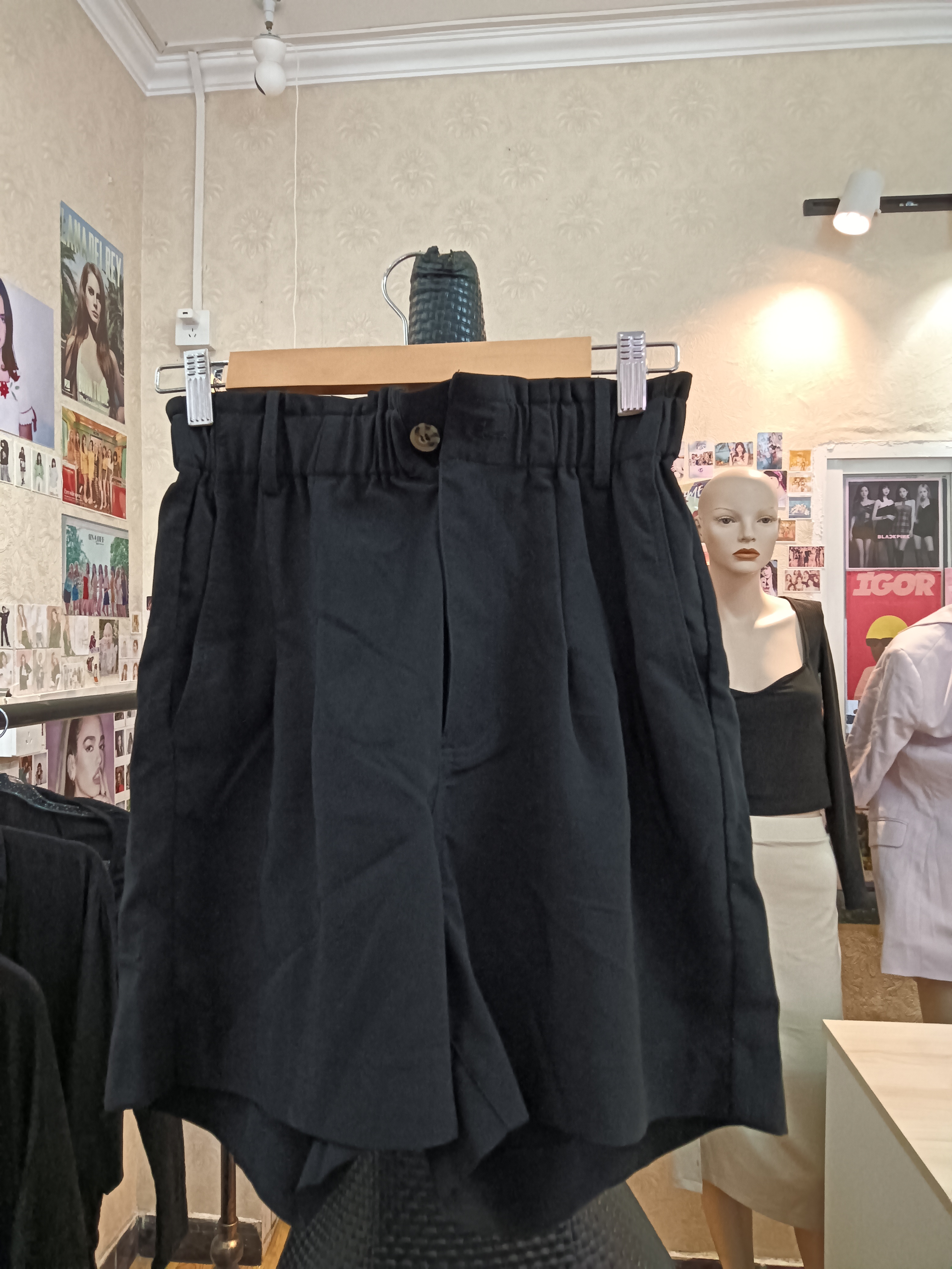 monki黑色显瘦花边松紧腰五分裤短裤商场撤柜品牌