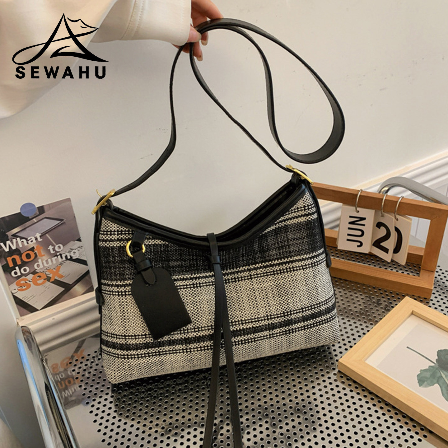 SEWAHU格纹单肩包2026秋季上新款