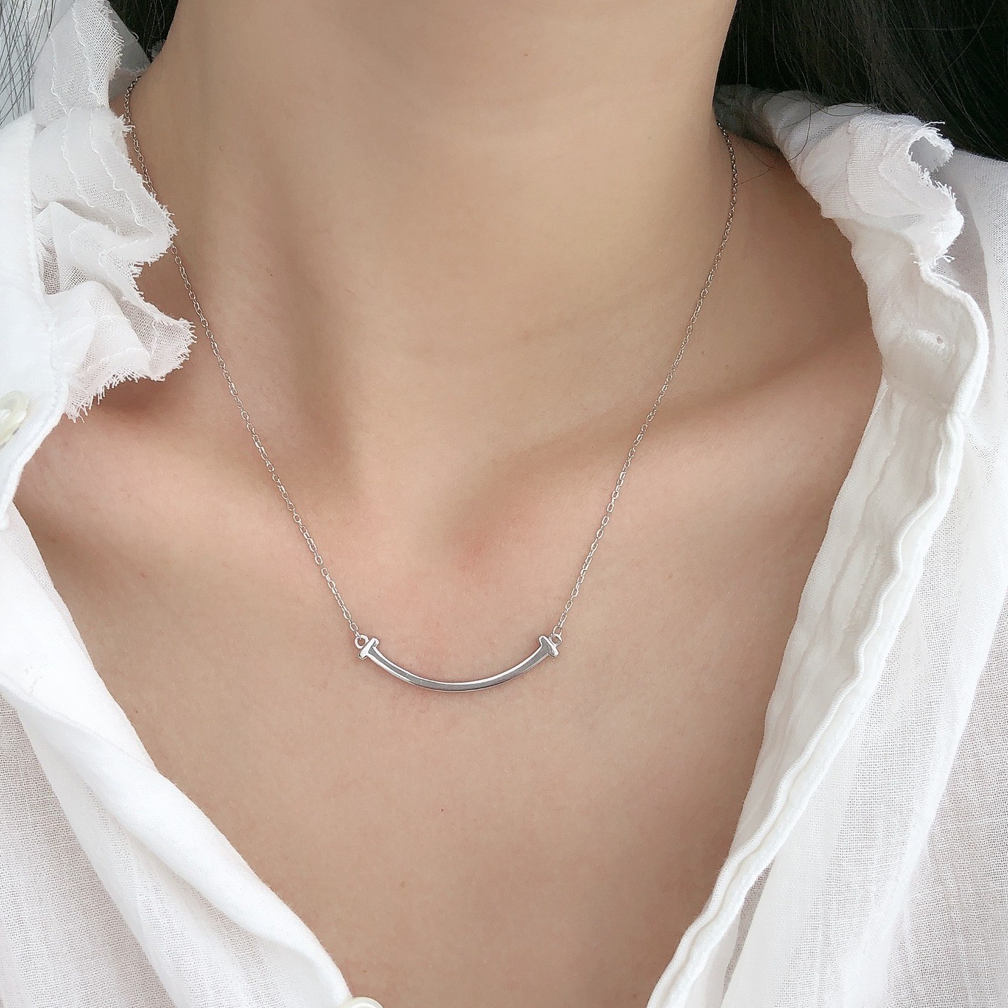 美汝仙 纯银笑脸项链女韩版简约网红潮冷淡风气质微笑锁骨链轻奢