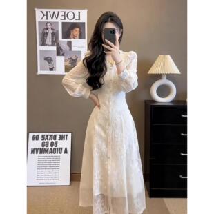 法式甜美蕾丝长袖连衣裙2026春季新款修身气质温柔风长裙裙子女装