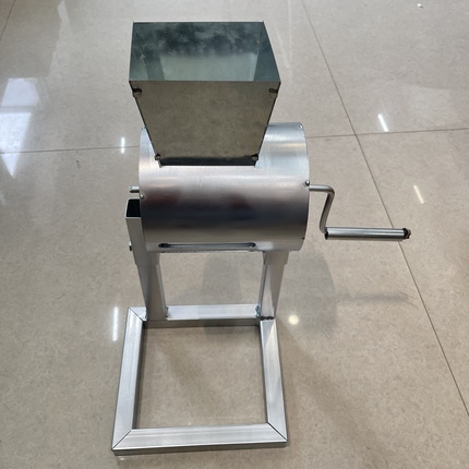 新款手摇花生脱壳机家用花生剥壳机小型去皮神器高效省力农用去皮