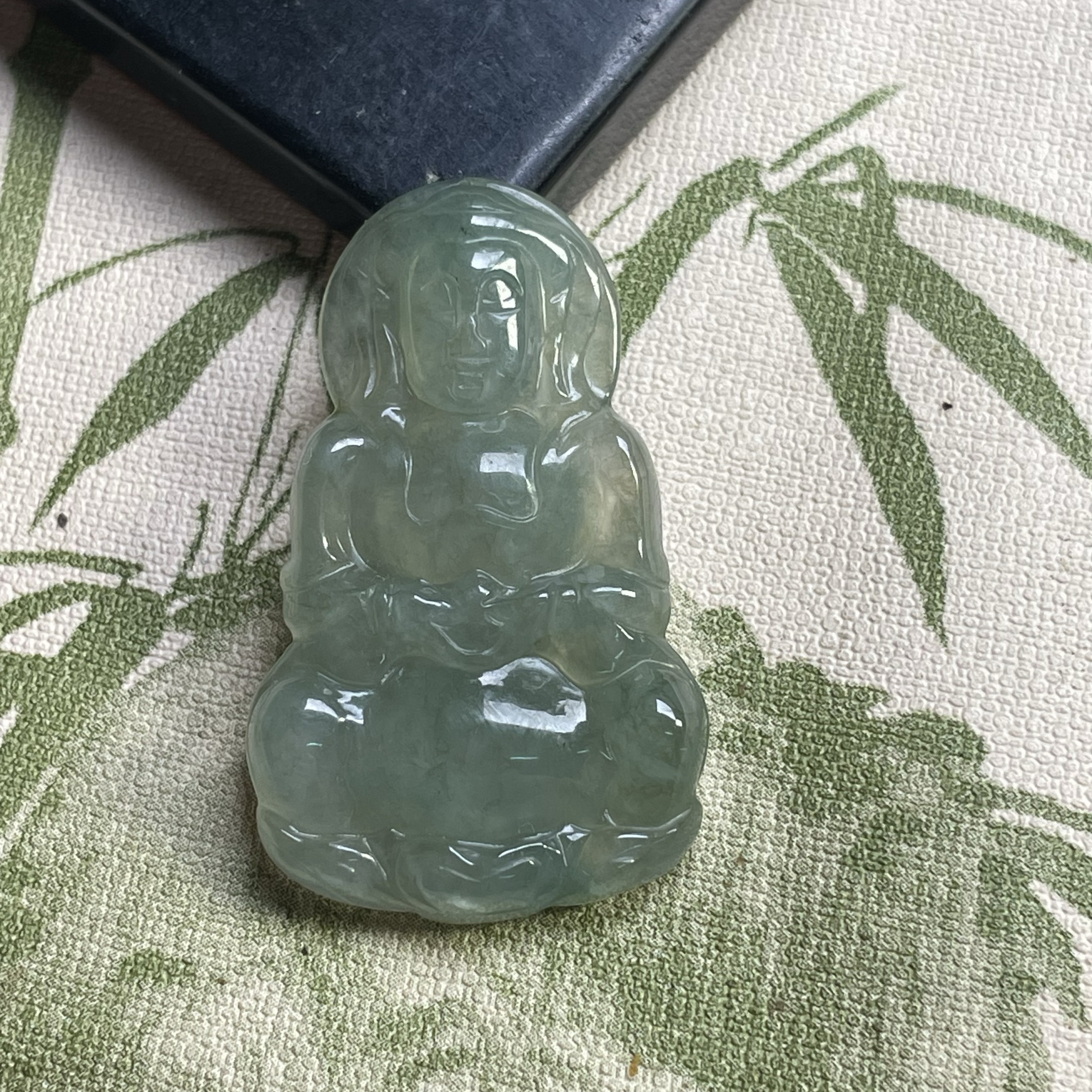 钰松斋原矿翡翠源头直发A货翡翠颈饰