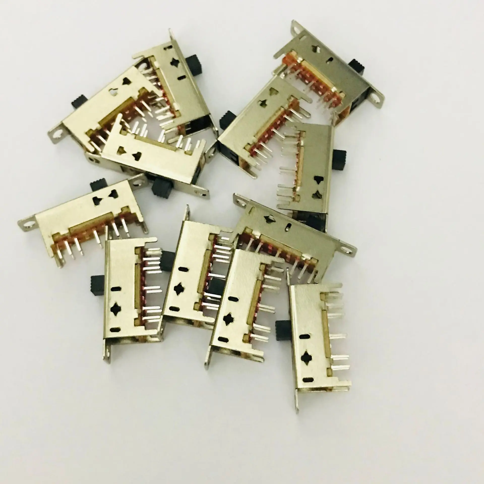TOY源头拨动开关 SS25D03立式五档滑动开关 欢迎咨询下单