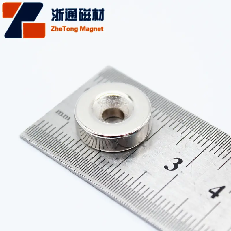 直销强力磁铁圆形D15x3带沉头孔M4强力NdFeB magnet吸铁石