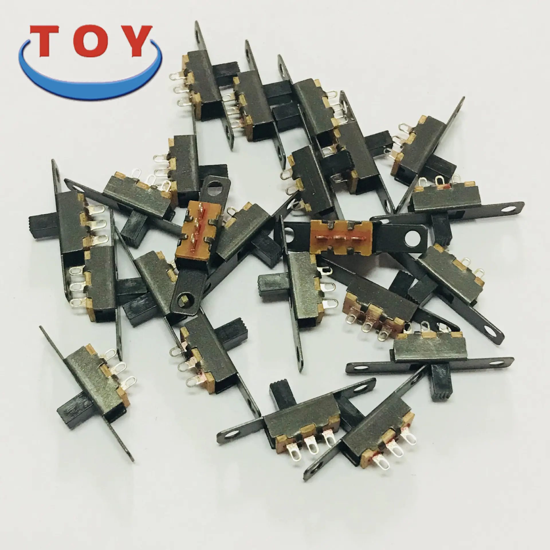 TOY源头厂家直销拨动开关 SS12F34长耳热销1P2T电动玩具迷你开关
