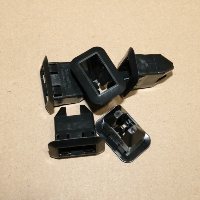 Q5L后排座椅卡扣坐垫固定正品