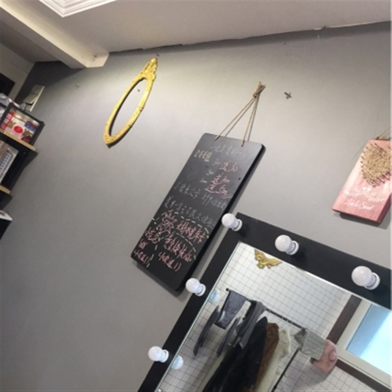 双面W无边框挂式小黑板 酒吧饭店餐厅菜单板 室内墙壁装饰创意画图片