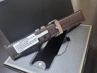 适用华为小米oppowatch4Pro木星棕表带真皮腕带GT456官方同款手链