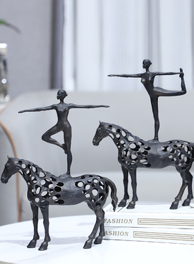 创意铸铁镂空马背跳舞女孩摆件