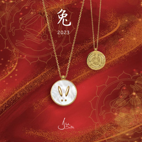 JuSmith母贝双面镀金生肖兔项链
